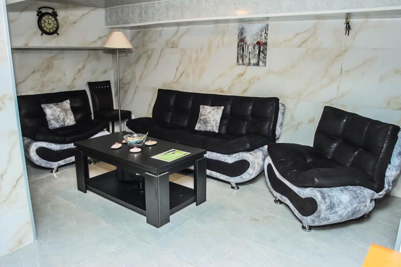 Hotel Istanbul Батуми Экстерьер фото