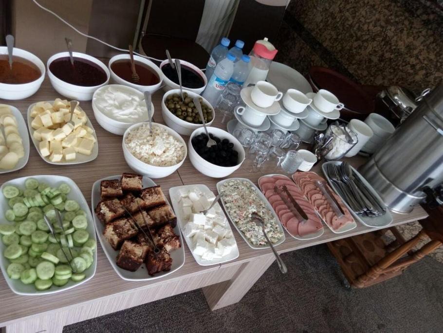 Hotel Istanbul Батуми Экстерьер фото